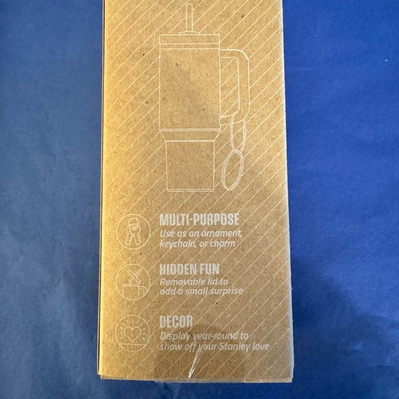 Stanley Ornament Keychain In Honey Talks NIB - Picture 3 of 5